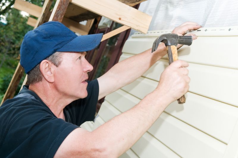 Vinyl Siding Repair Service Image 3
